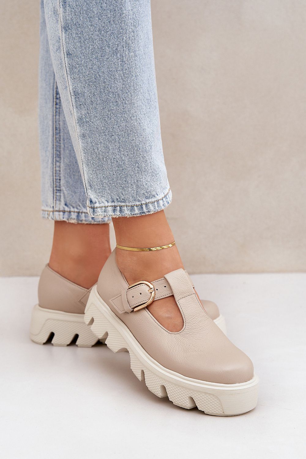  Half shoes model 208333 Step in style 