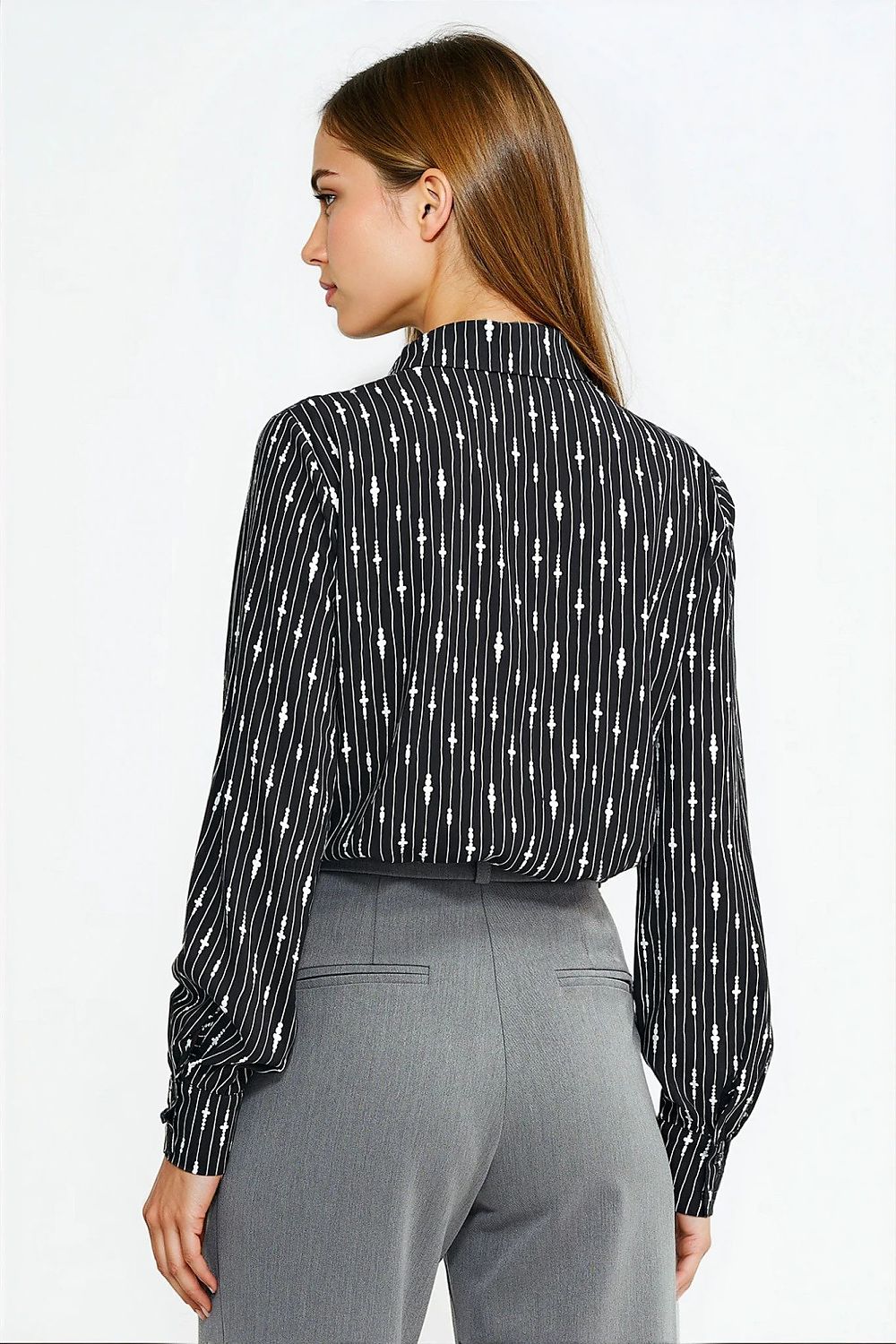  Long sleeve shirt model 221722 Nife 