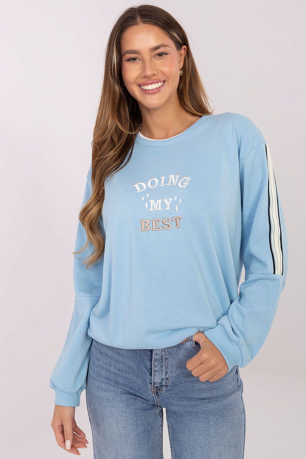  Sweatshirt model 221748 Relevance 